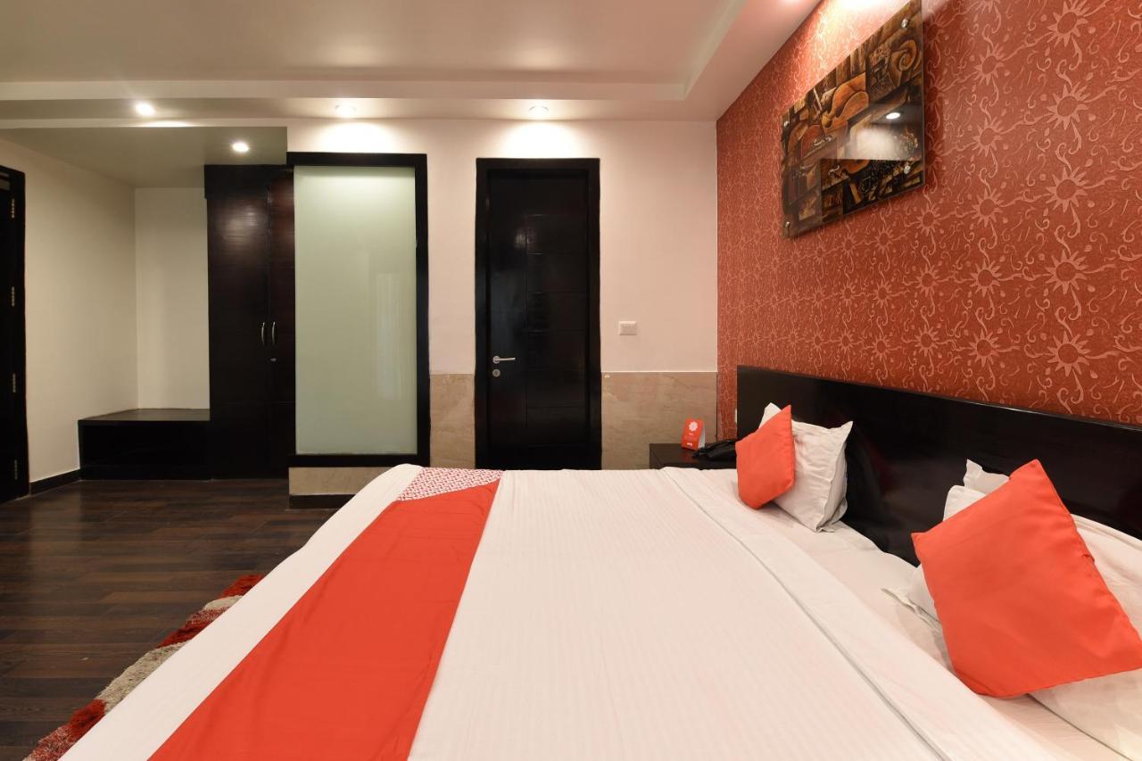 Oyo Flagship 18940 Hotel Swathi New Delhi Exterior photo